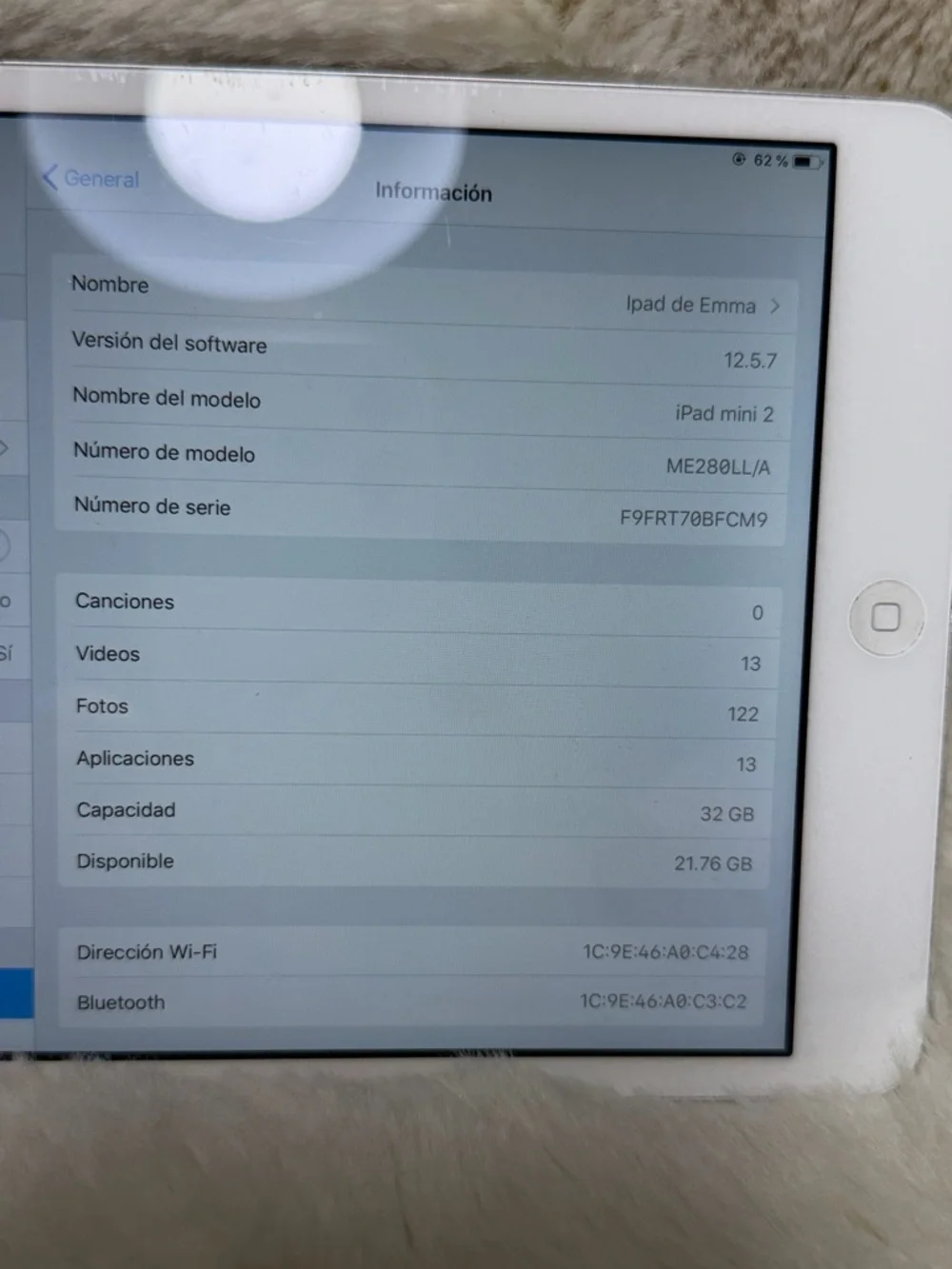 Apple iPad Tablet - White Apple Ipad Mini 2nd Generation 32 GB